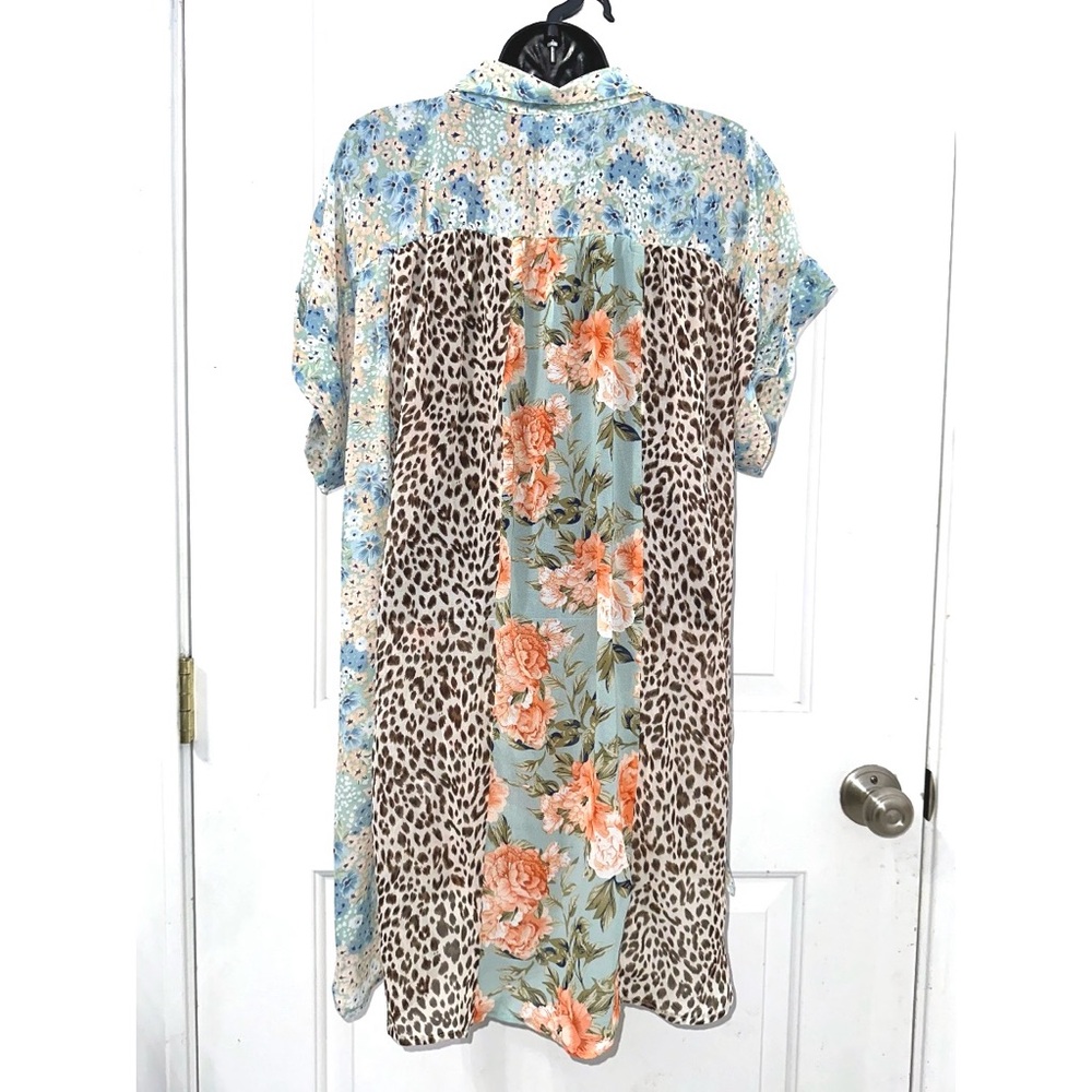 Umgee mixed patchwork tunic blouse featuring flor… - image 4